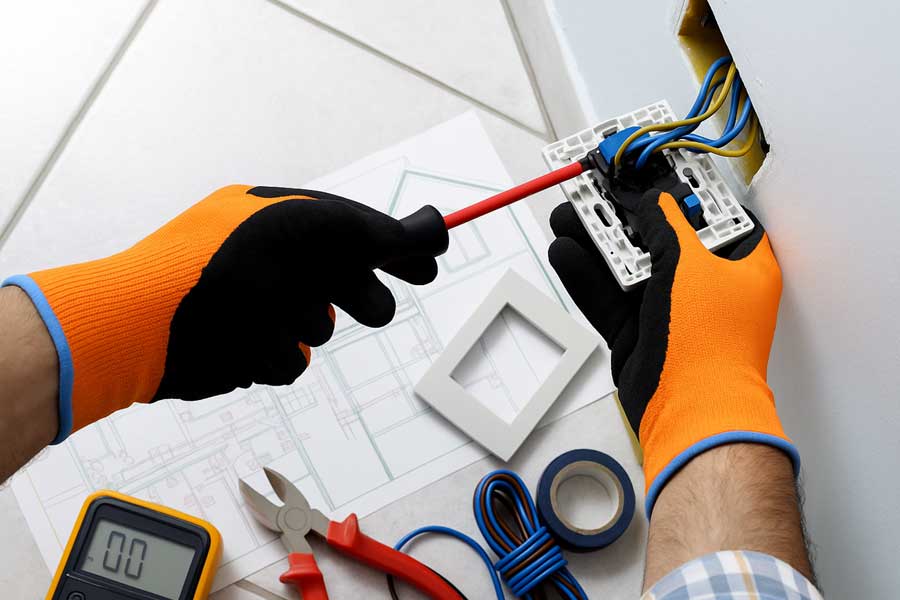 How to Replace Power Outlet Wall